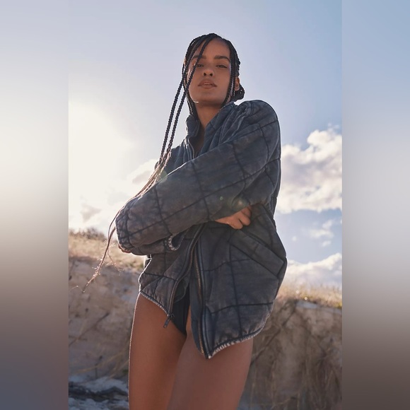 Dolman Quilted Knit Jacket - Picture 2 of 5